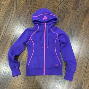 Good Condition Aritzia TNA Purple & Pink Zip Up Hoodie Size XS Women’s